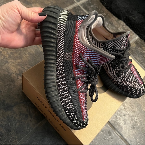 Yeezy Adidas boost 350 v2 Yecheil - Picture 4 of 6